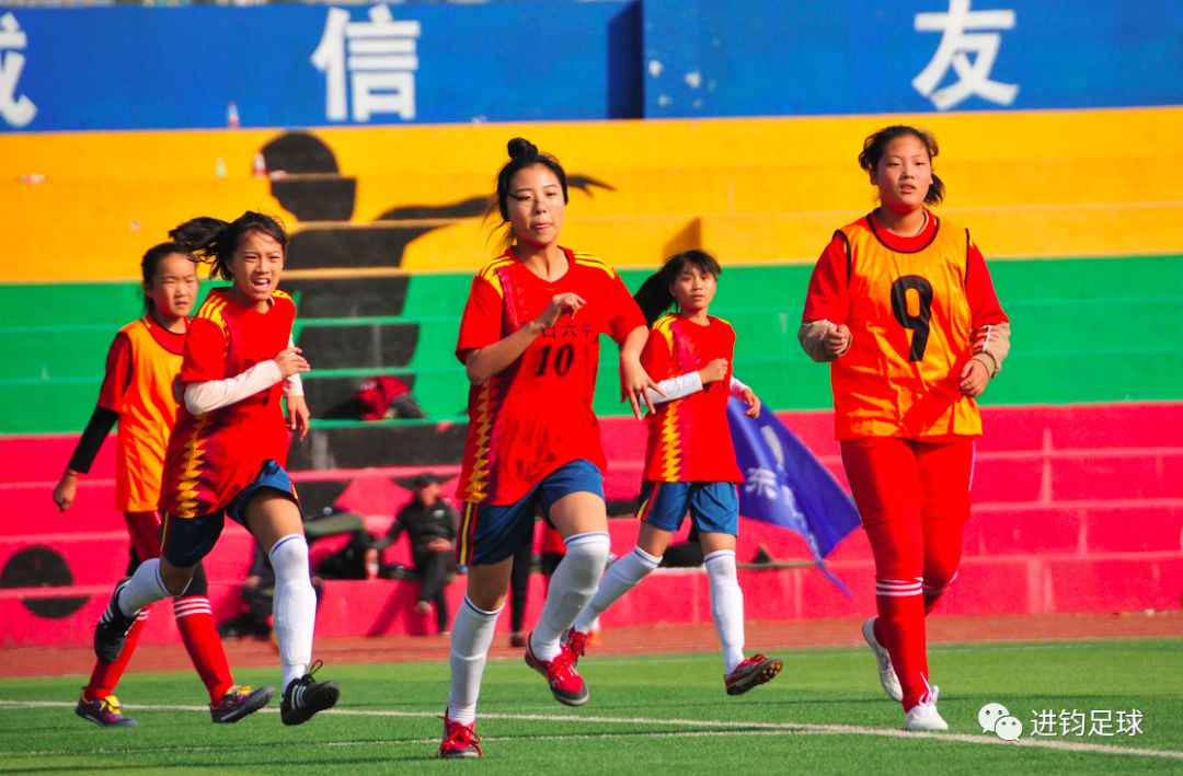 青少年足球现状_青少年足球年龄划分_历史上的青少年足球员是谁