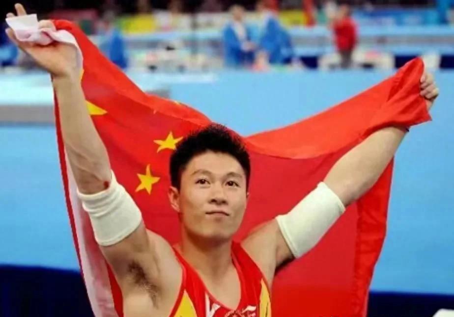 举重男子冠军李发彬_举重男子冠军石智勇_2023举重男子冠军