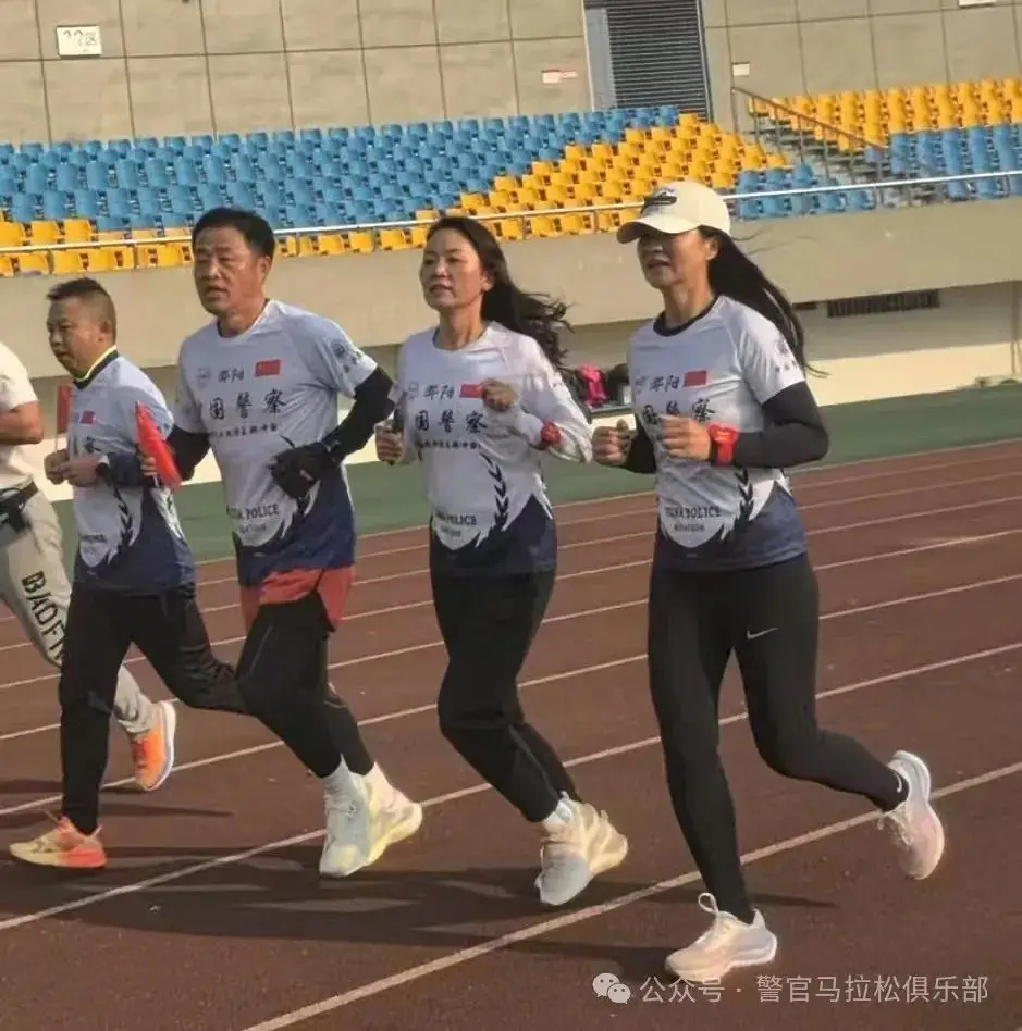 马拉松警察活动内容_马拉松警察_警察马拉松活动