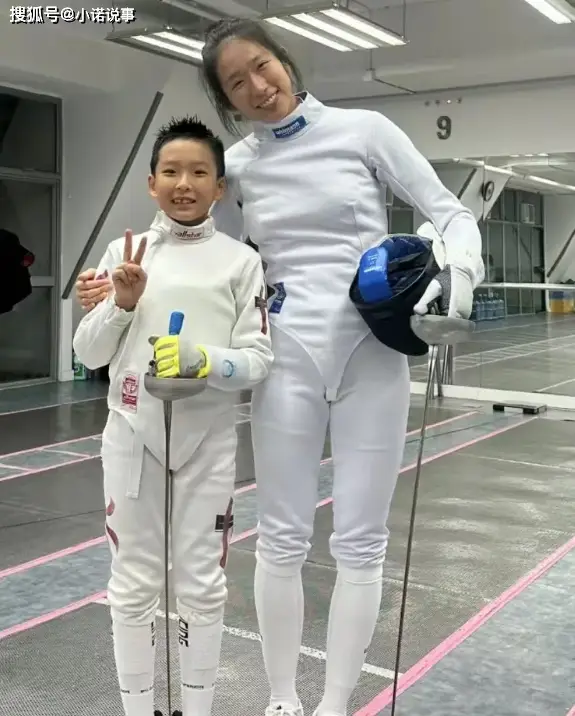 奥运会击剑项目规则_奥运冠军击剑_奥运会击剑冠军要训练多久