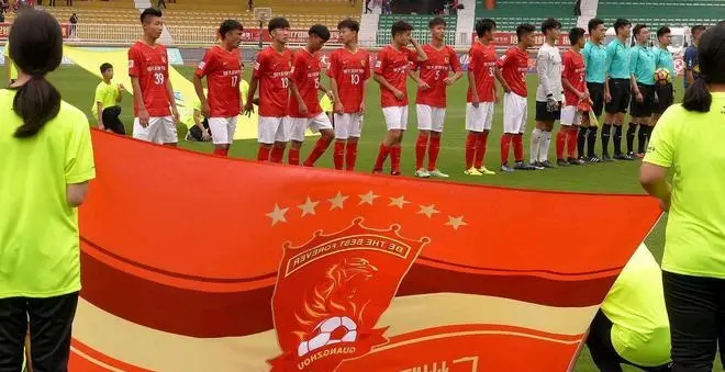 足球各个时代_足球时代历史代表球星_足球历史每个时代的代表