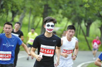 成都国际马拉松比赛_成都首届国际马拉松_成都市国际马拉松
